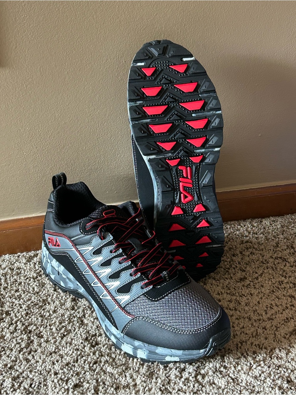 Fila Evergrand TR 21.5 men's trail running shoes size 11.5